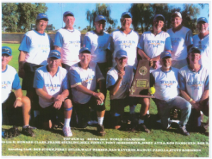 Fallbrook softballplayers